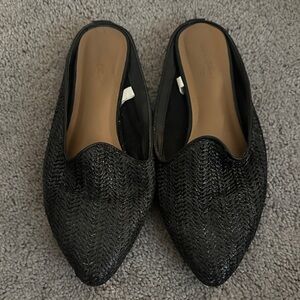 Universal Thread Black Woven Pointed Mules